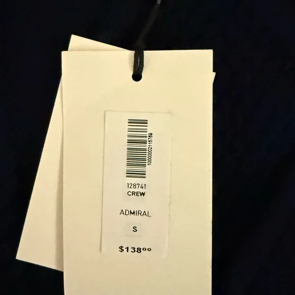 Aritizia Sweater - Picture 11 of 11